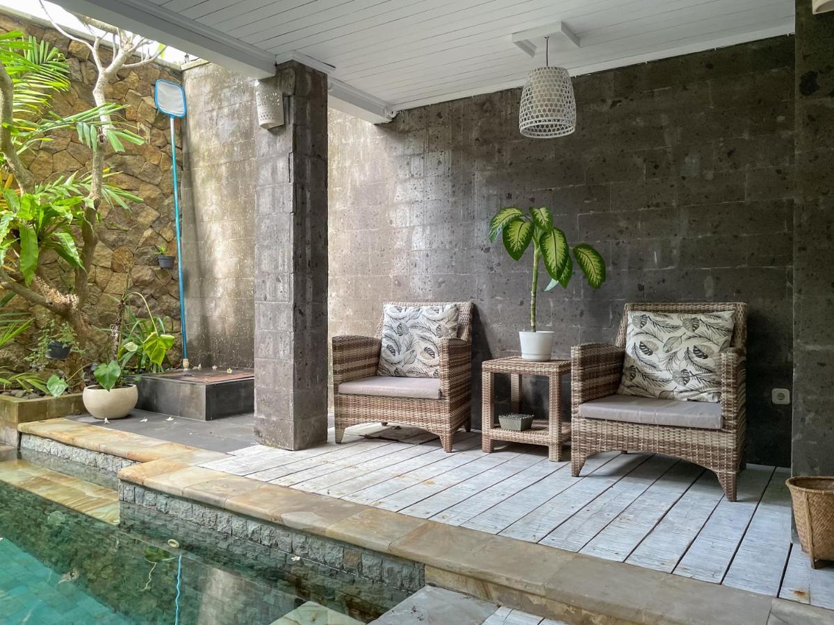 Beach House Canggu - 150M Berawa Beach Экстерьер фото